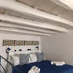 Liberty Blue House パレルモ